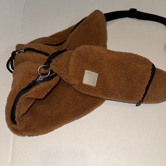 FP Movement $78 Sherpa Sling Bag Coco Teddy Brown - Picture 9 of 11